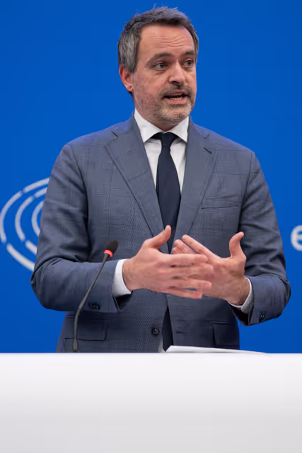 Billede 3: Press conference on the Final vote on the right to repair