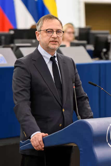 Foto 50: EP Plenary session - Council and Commission statements - Forging a sustainable future together: economic, social and territorial challenges for a competitive, cohesive and inclusive Europe