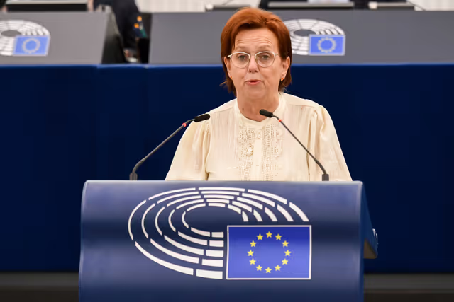 Foto 34: EP Plenary session - Council and Commission statements - Forging a sustainable future together: economic, social and territorial challenges for a competitive, cohesive and inclusive Europe