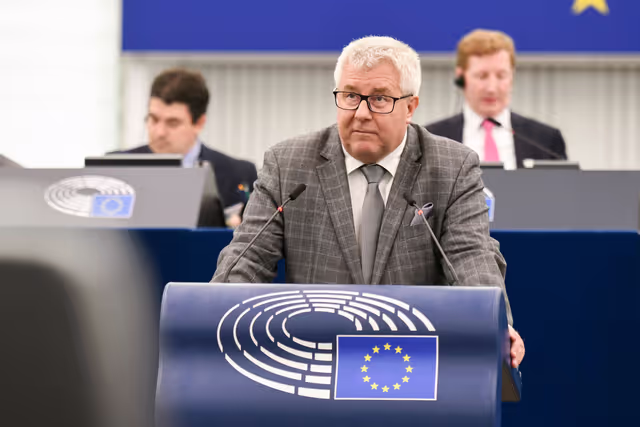 Foto 8: EP Plenary session - Council and Commission statements - Forging a sustainable future together: economic, social and territorial challenges for a competitive, cohesive and inclusive Europe