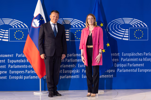 Photo 40: 20th Anniversary of the 2004 EU Enlargement - Arrivals and family photo