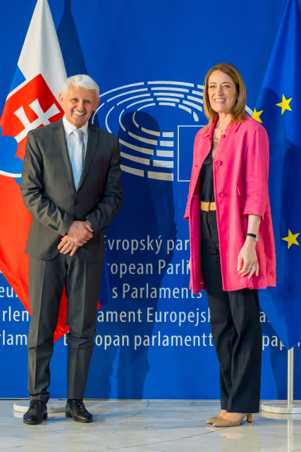 Photo 31: 20th Anniversary of the 2004 EU Enlargement - Arrivals and family photo