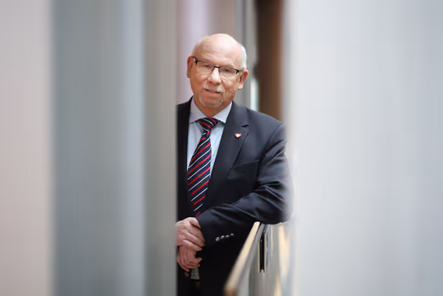 Photo 6: Janusz LEWANDOWSKI in the EP in Strasbourg