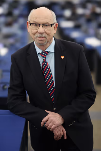 Photo 2: Janusz LEWANDOWSKI in the EP in Strasbourg
