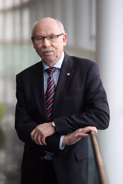 Photo 12: Janusz LEWANDOWSKI in the EP in Strasbourg