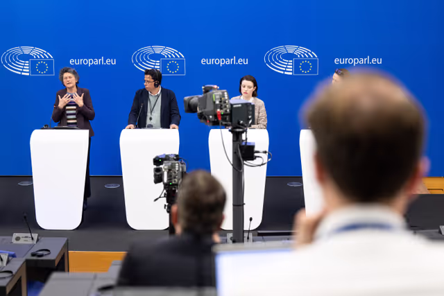 Fotografia 13: Press conference on EU-Egypt: a strategic partnership for whom?