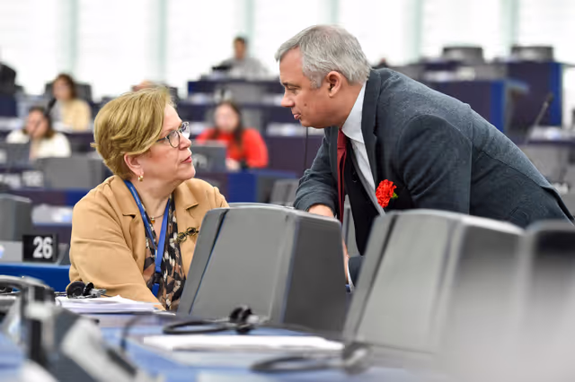 Снимка 18: EP Plenary session - Interinstitutional Body for Ethical Standards