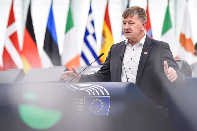 Photo 15: EP Plenary session - Framework of measures for strengthening Europe’s net-zero technology products manufacturing ecosystem (Net Zero Industry Act)