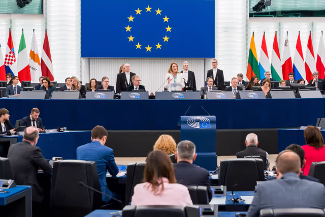 Foto 44: EP Plenary session - Voting session