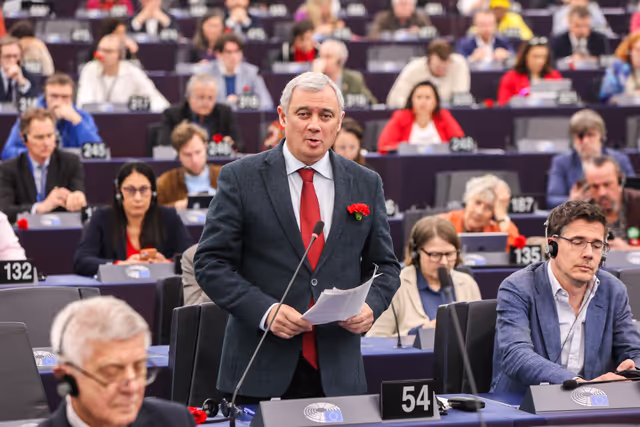 Foto 35: EP Plenary session - Voting session
