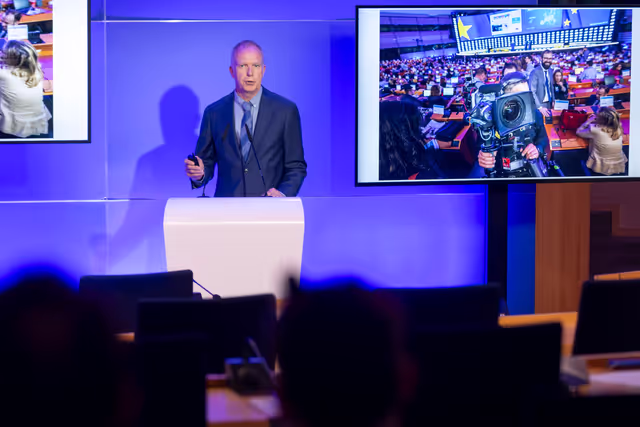 Photo 32: Media event - 2024 European Election campaign briefing