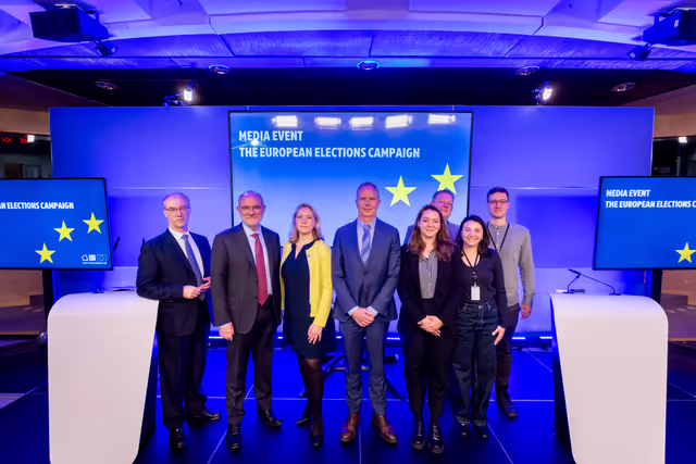 Photo 1: Media event - 2024 European Election campaign briefing