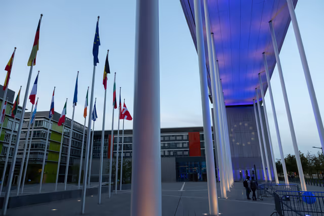 Zdjęcie 10: 20th Anniversary of the 2004 EU Enlargement - Parliament’s seats illumination