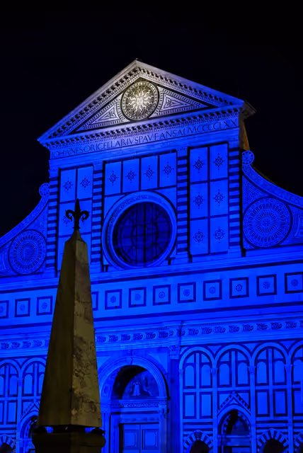 Photo 10: Illuminations: One month to go across the EU.