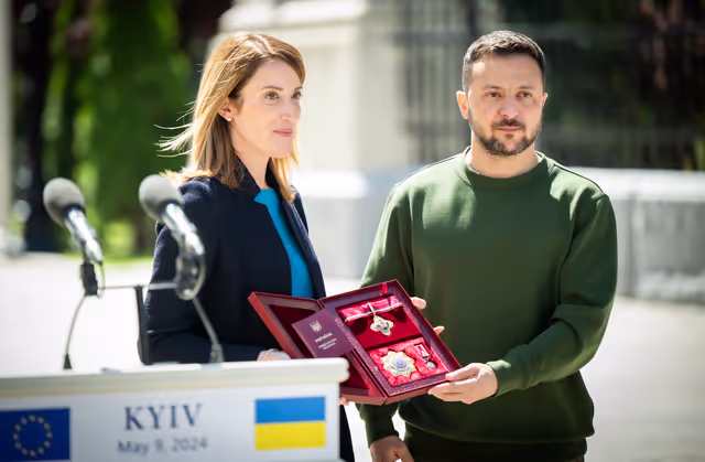 Fotografie 3: Roberta METSOLA, EP President, in Kyiv (Ukraine) on Europe Day - Meeting with Volodymyr ZELENSKYY, President of Ukraine