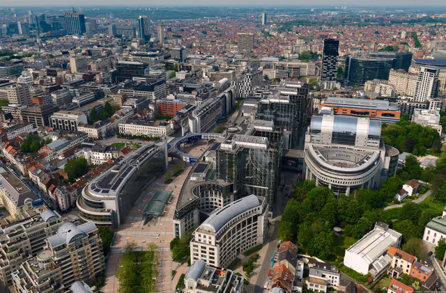 Zdjęcie 49: Aerial view of the European Parliament in BrusselsAerial view of the European Parliament in Brussels