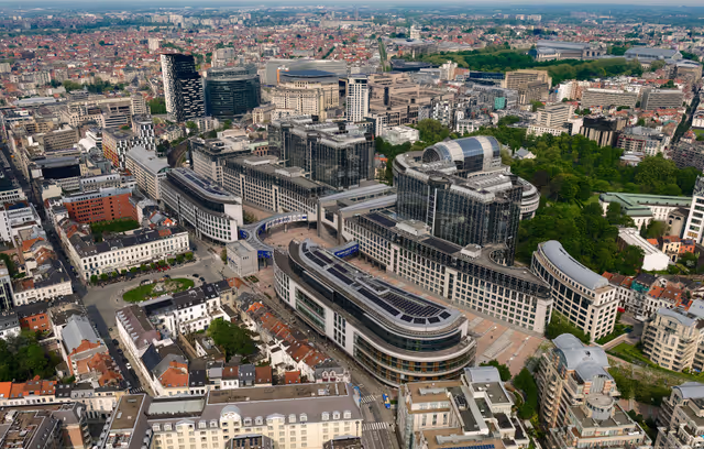 Zdjęcie 22: Aerial view of the European Parliament in BrusselsAerial view of the European Parliament in Brussels