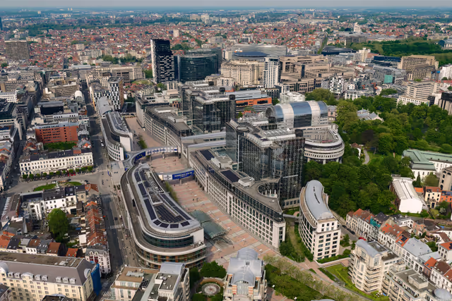 Zdjęcie 24: Aerial view of the European Parliament in BrusselsAerial view of the European Parliament in Brussels