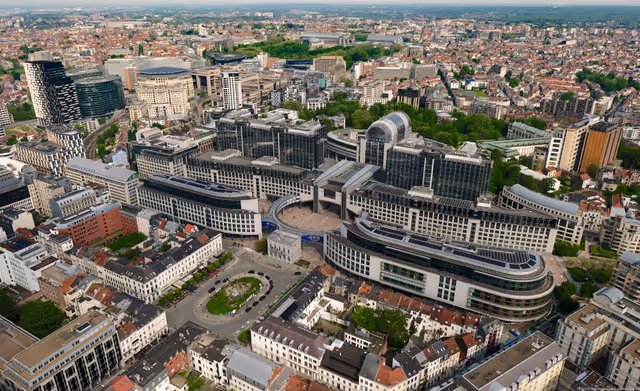 Zdjęcie 28: Aerial view of the European Parliament in BrusselsAerial view of the European Parliament in Brussels