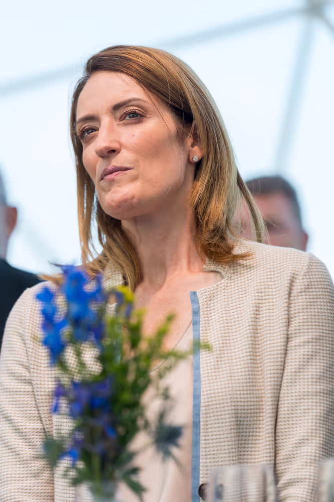 Unveiling of four branded airplanes to support the 2024 European Election campaign: extracts from the event with the participation of Roberta METSOLA, EP President