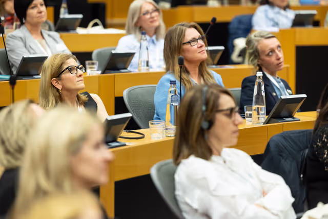 Fotagrafa 45: EPAS seminar for teachers on 2024 on European Elections