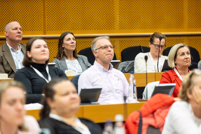 Fotagrafa 43: EPAS seminar for teachers on 2024 on European Elections