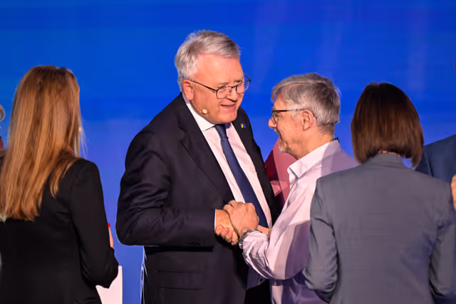 Fotografie 12: Eurovision Debate 2024 with Lead Candidates