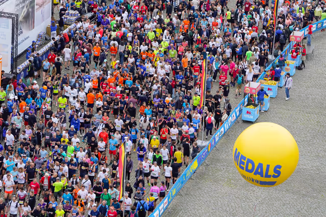 Φωτογραφία 26: Launch of the 20 KM of Brussels race