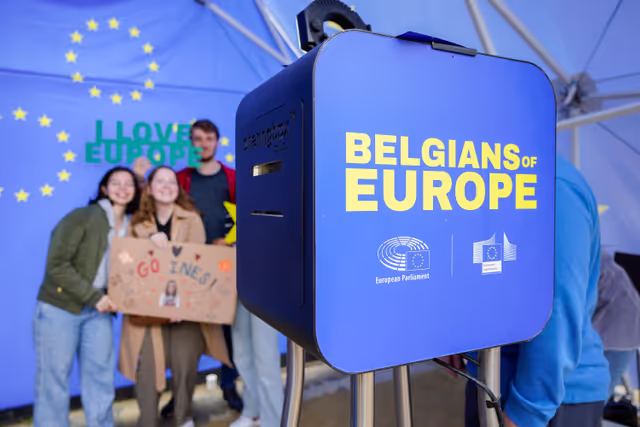 Φωτογραφία 1: Launch of the 20 KM of Brussels race