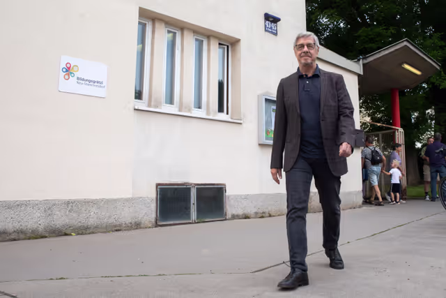 European elections 2024  - Ambiance shots of polling stations in Austria
