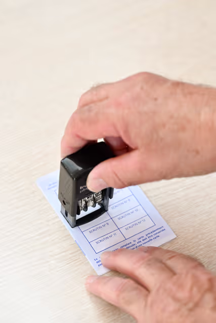 Fotografie 12: European elections 2024  - Ambiance shots of polling stations in France