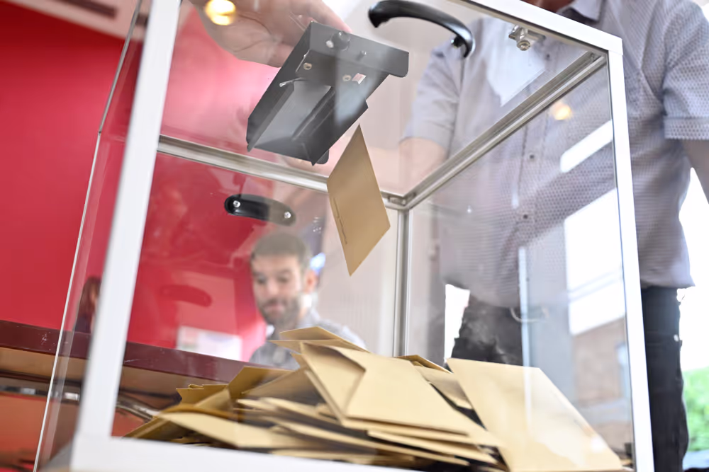 European elections 2024  - Ambiance shots of polling stations in France