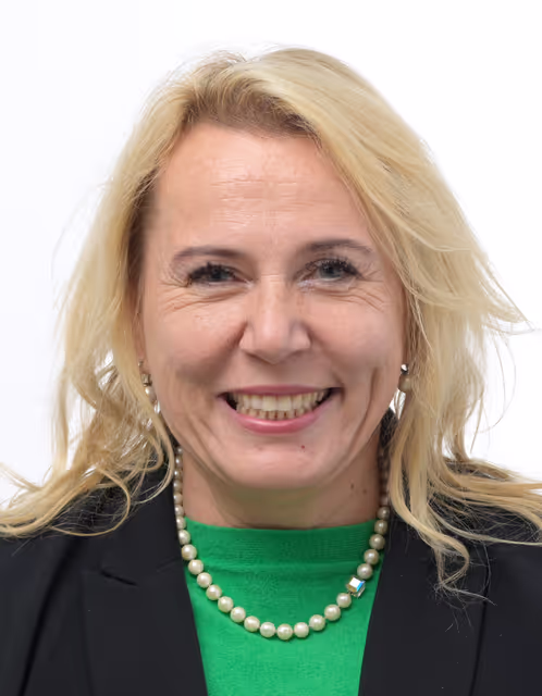 Fotografie 21: Czech MEPs official portraits - 10th Parliamentary term.