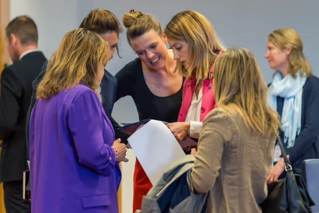 Photo 6 : Meeting of the EP Conference of President