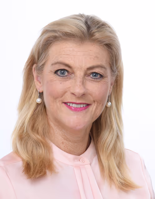 Foto 9: Irish MEPs official portraits - 10th Parliamentary term.