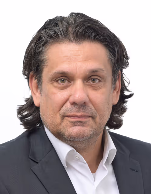 Fotografie 6: Hungarian MEPs official portraits - 10th Parliamentary term.