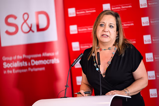 Foto 7: S&D Group press point