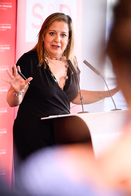 Foto 2: S&D Group press point