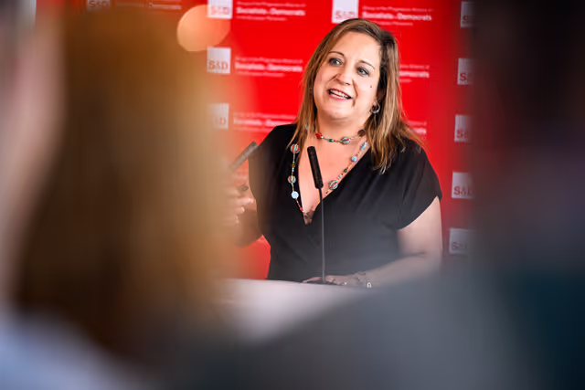 Foto 9: S&D Group press point