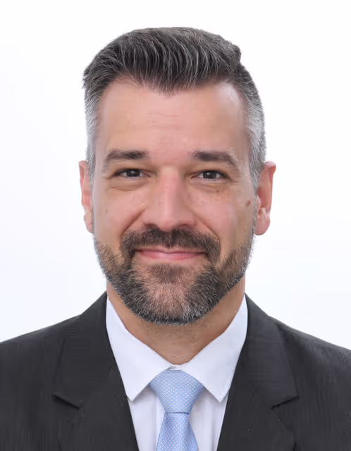 Fotografie 7: Hungarian MEPs official portraits - 10th Parliamentary term.