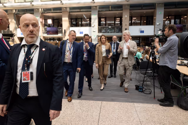 Fotogrāfija 2: Roberta Metsola, EP President at the European Council Meeting