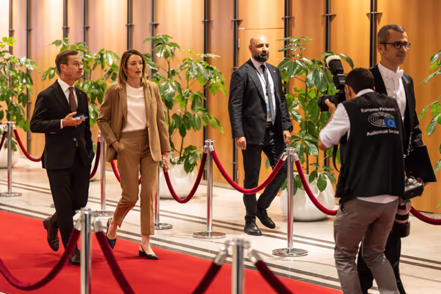 Foto 3: Roberta METSOLA, EP President meets with Ulf KRISTERSSON, Swedish Prime Minister