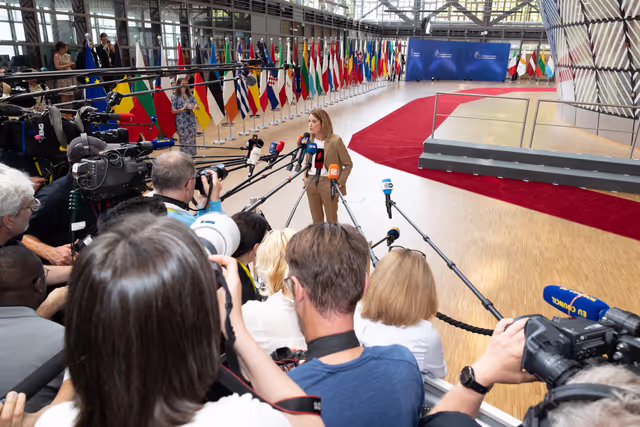 Fotogrāfija 19: Roberta Metsola, EP President at the European Council Meeting