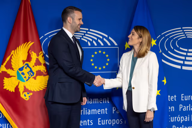 Zdjęcie 5: Roberta METSOLA, EP President meets with Milojko SPAJIC, Prime Minister of Montenegro