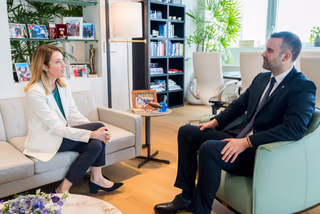 Zdjęcie 1: Roberta METSOLA, EP President meets with Milojko SPAJIC, Prime Minister of Montenegro