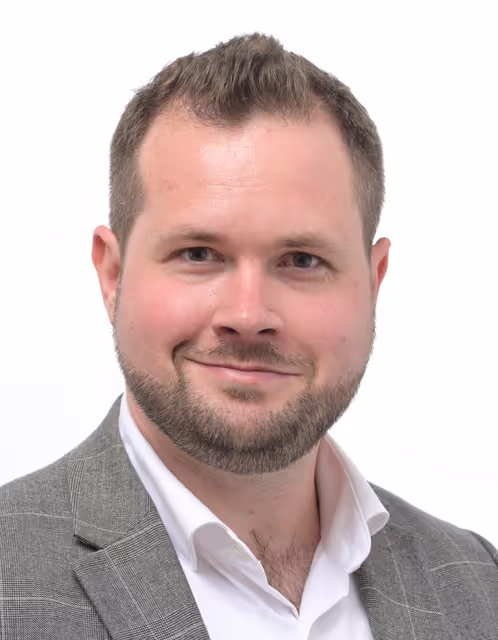 Foto 1: Danish MEPs official portraits - 10th Parliamentary term.