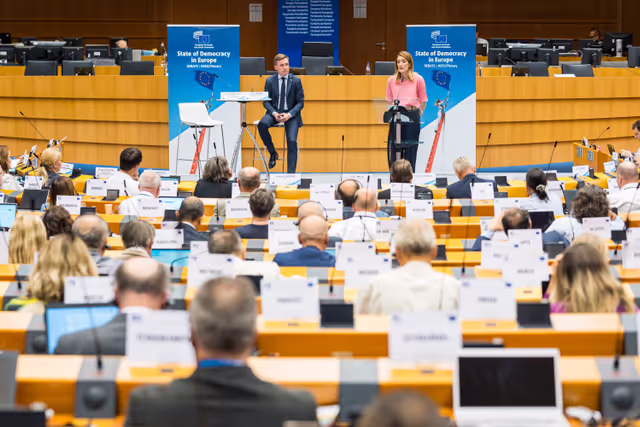 Nuotrauka 3: Adress by Roberta METSOLA, EP President at the EESC Plenary Debate