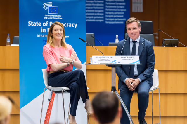 Nuotrauka 1: Adress by Roberta METSOLA, EP President at the EESC Plenary Debate