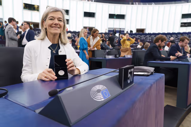 Medal Award Ceremony for Outgoing Members