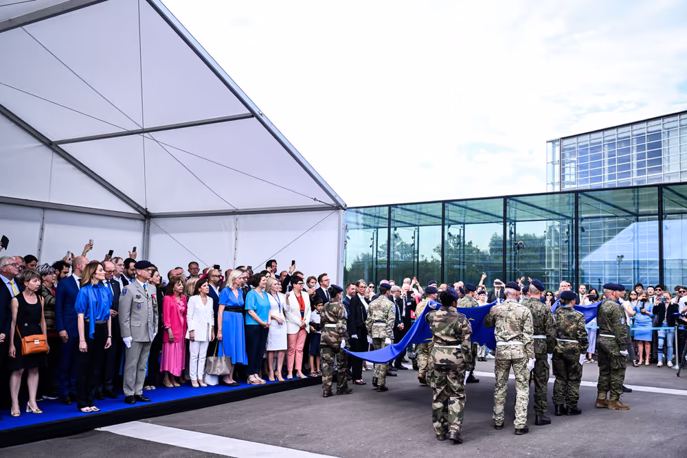 Raising ceremony of the European flag for the beginning of the 10th legislative term in front of the European Parliament in Strasbourg